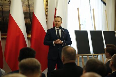 Uroczystość wręczenia not identyfikacyjnych. Na zdj. Prezydent elekt RP dr Karol Nawrocki, prezes IPN – Warszawa, 24 lipca 2025. Fot. Krzysztof Kapłon (IPN)